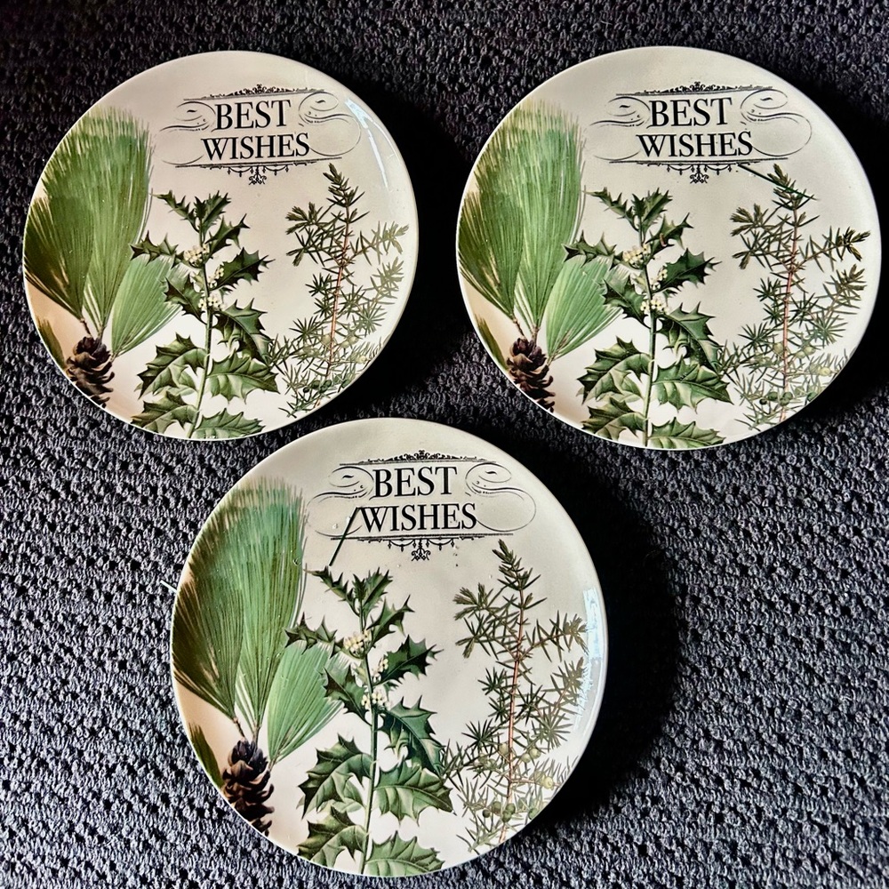 Creative Co-Op Botanical Plate with Pine Design